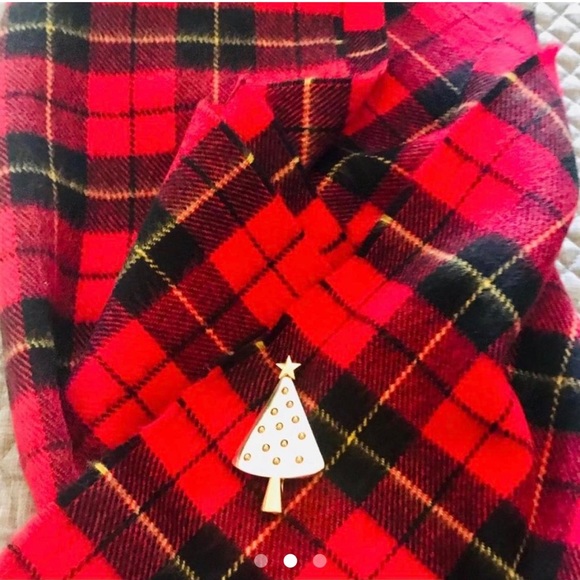 Christmas Brooch and earrings set - Picture 1 of 3